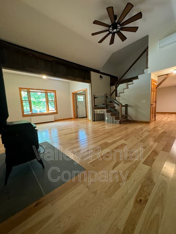 Hadley Condo: 4 Lawrence Plain Road - 1