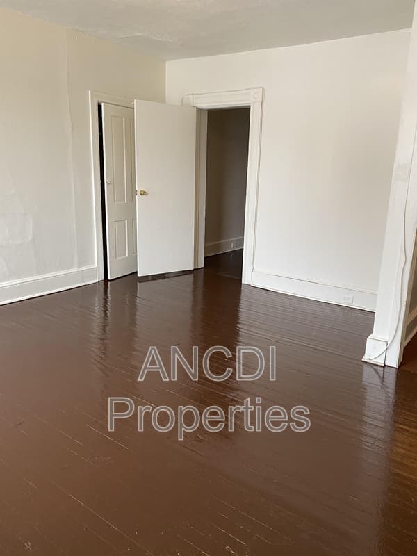 Mount Holly Condo: 90-92 High Street - 2