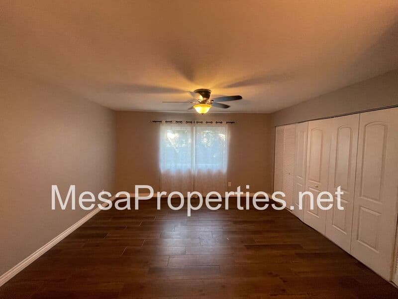 Upland House: 197 Spinnaker Way
