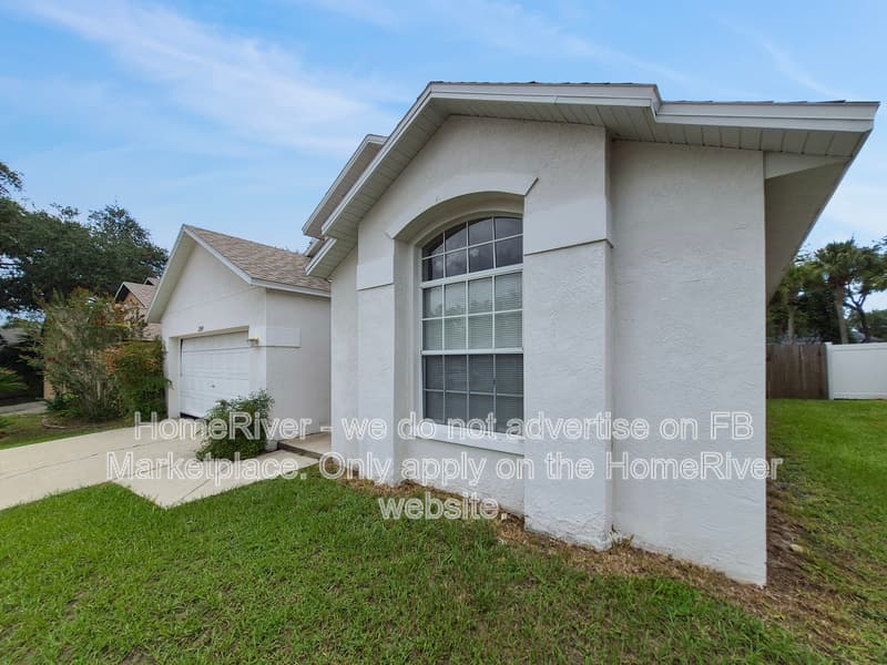 Valrico House: 2549 Siena Way