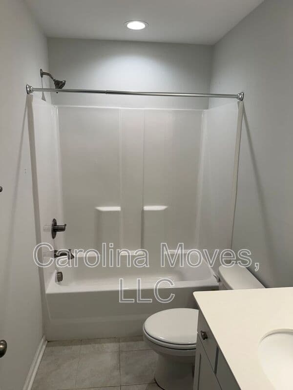 Greenville Townhome: 5 Alkanet Way