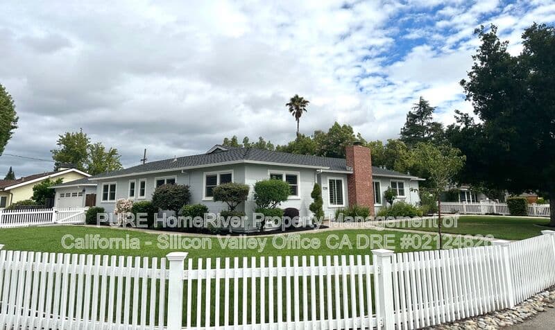 Monte Sereno House: 17291 Zena Ave