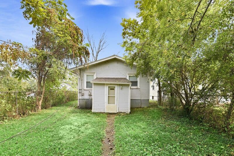 Dayton House: 941 Westwood Ave.