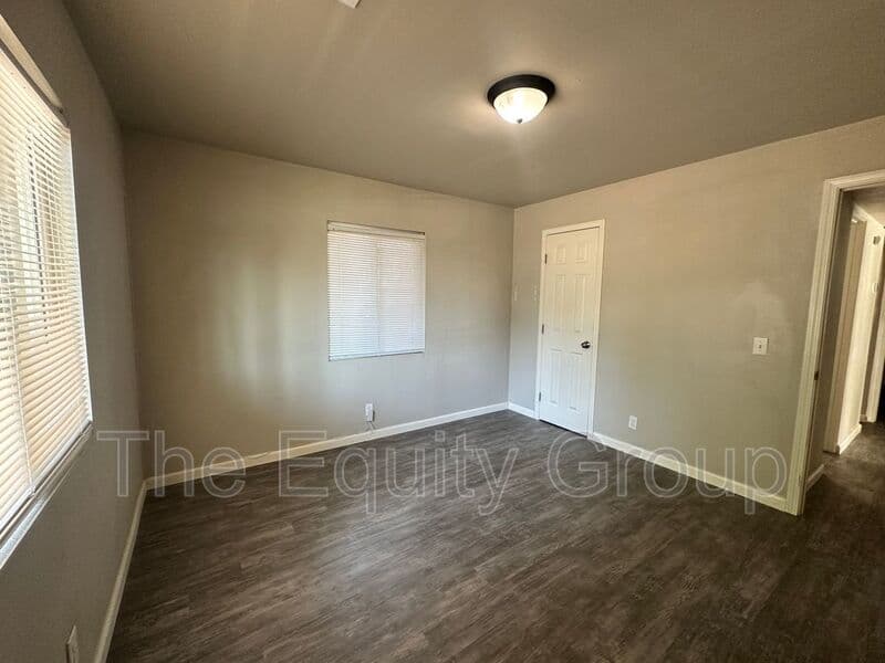 Tulare House: 534 South Los Angeles St