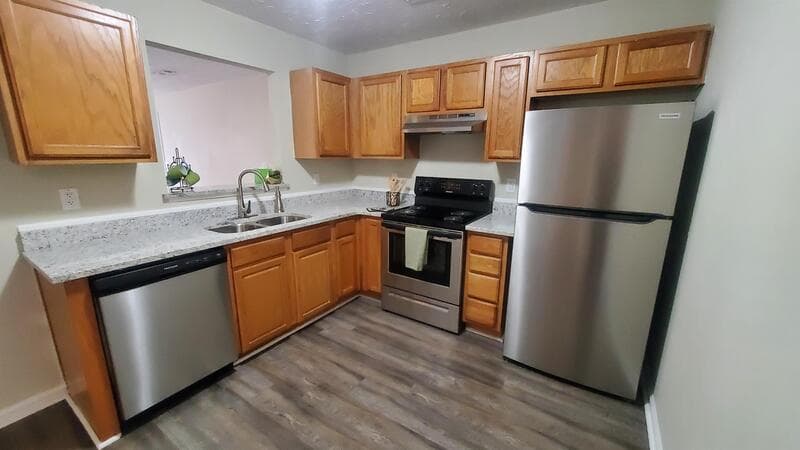 Madison Condo: 1114 B Micha Way