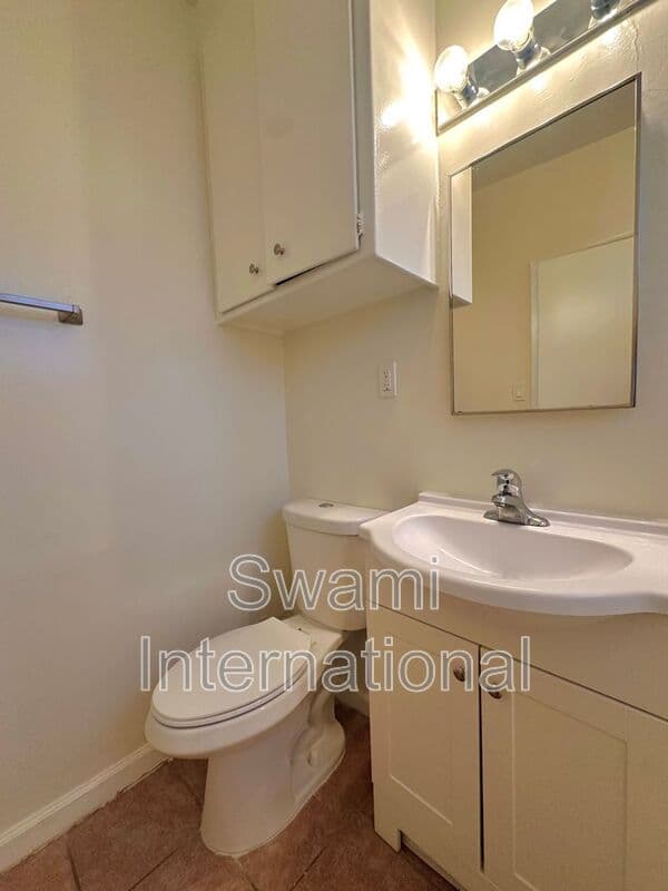 Gardena Condo: 14910 Chadron Avenue