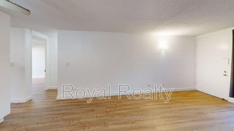 Aiea Condo: 98-080 Uao Pl.