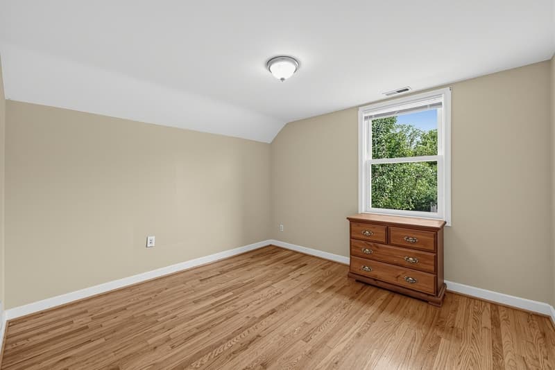 Arlington House: 1132 North Kentucky Street