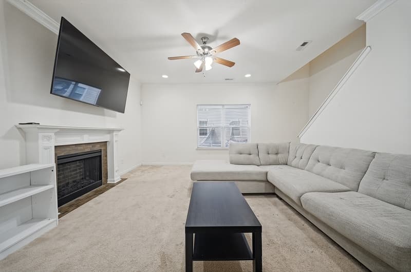 Norfolk House: 1014 Avenue H