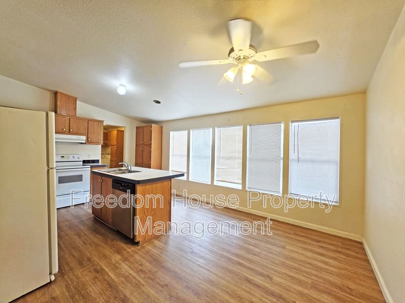 Pahrump House: 4400 Vicki Ann