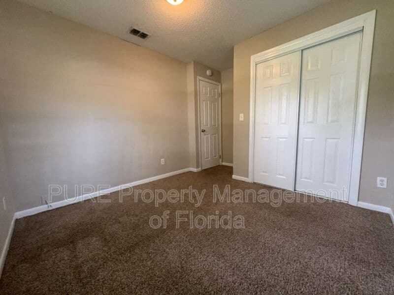 Summerfield House: 13606 SE 48th Court