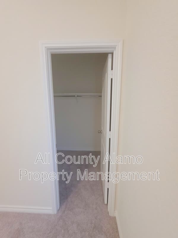 San Antonio House: 4823 Pico Pico St.