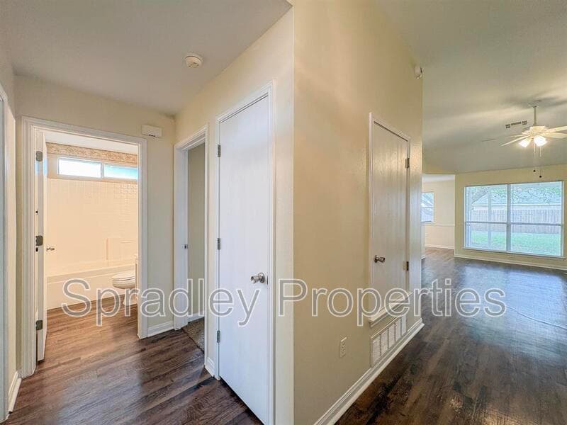 Temple House: 2720 Crestwood Ct