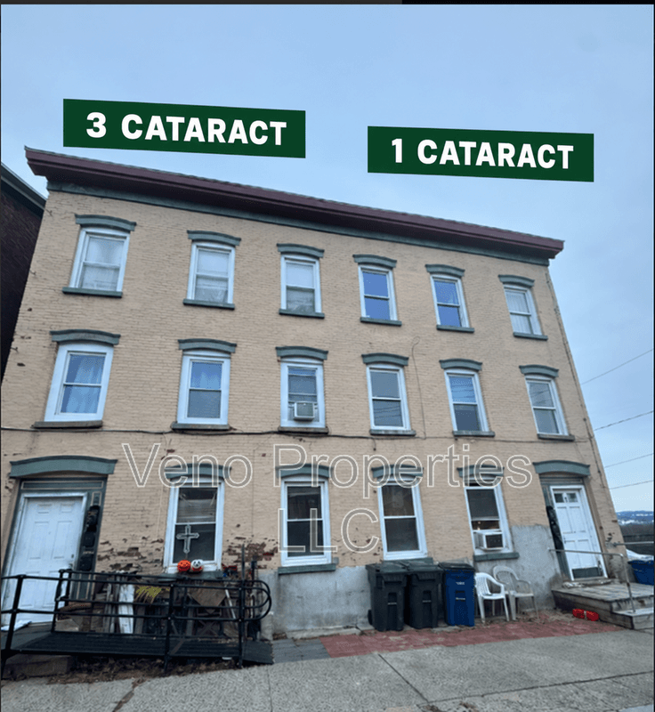 Cohoes House: 1 Cataract Street