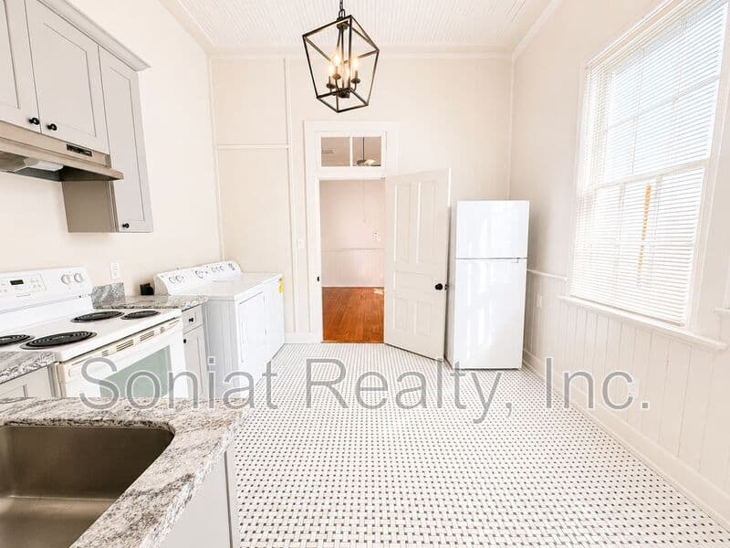 New Orleans Condo: 2508-10 Freret St.