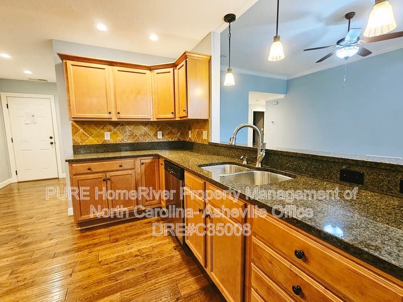 Arden House: 14 Jennlynn Drive