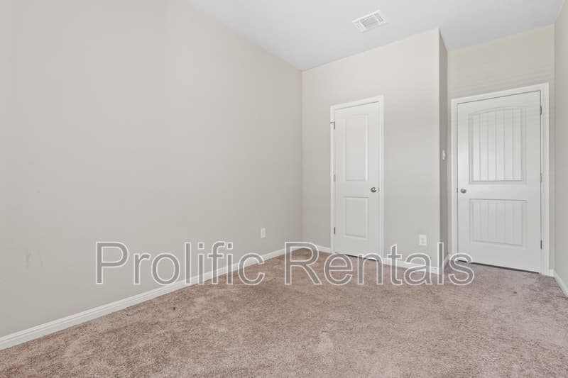 Killeen House: 6117 Verde Drive