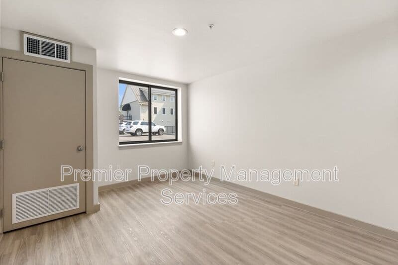 Billings Condo: 1127 Alderson Ave