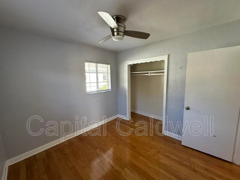 Clearwater House: 18 N Meteor Ave
