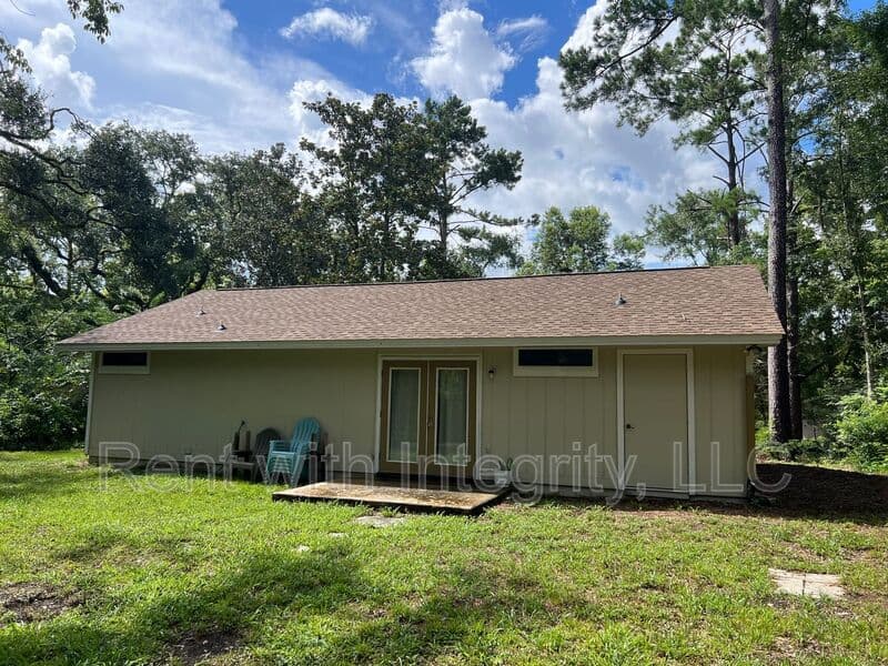 Tallahassee House: 913 Bald Eagle Run