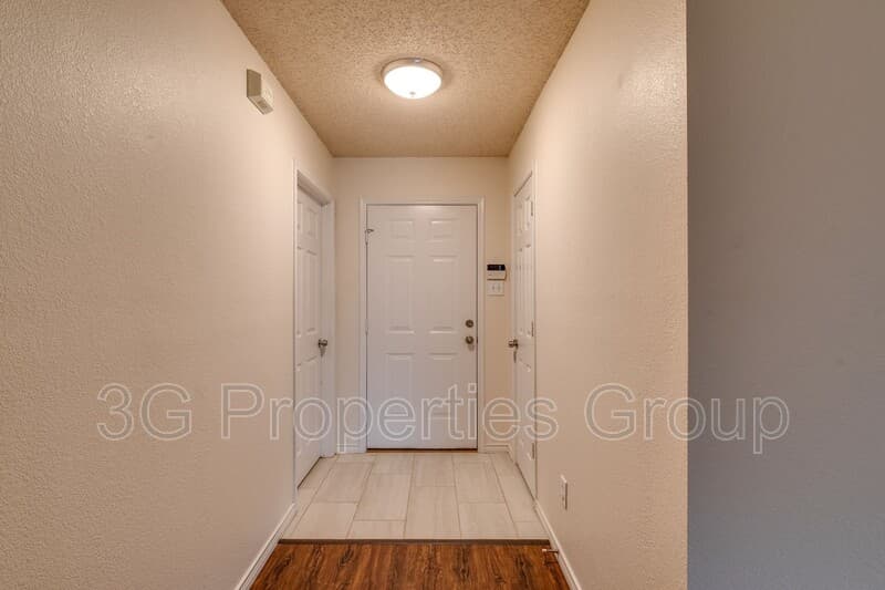 Little Elm House: 1561 Knottingham Drive