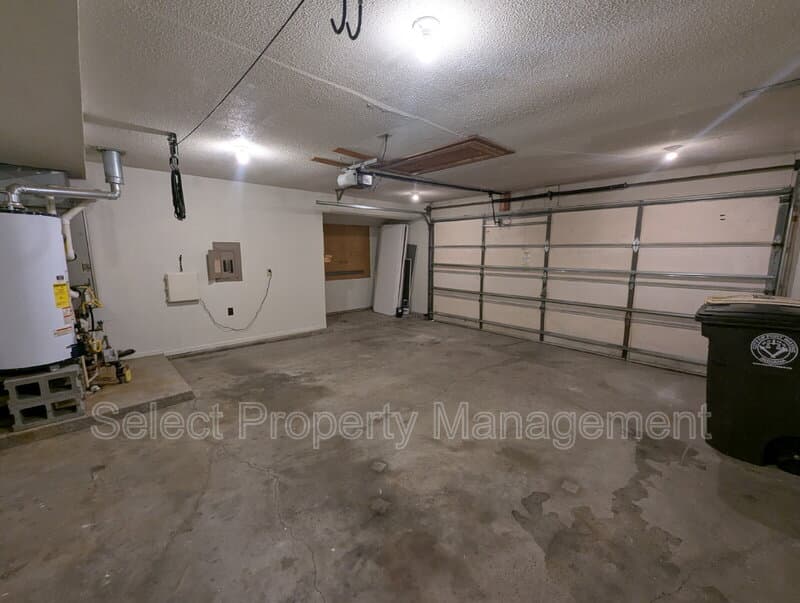 Fort Wayne House: 2508 Repton Drive