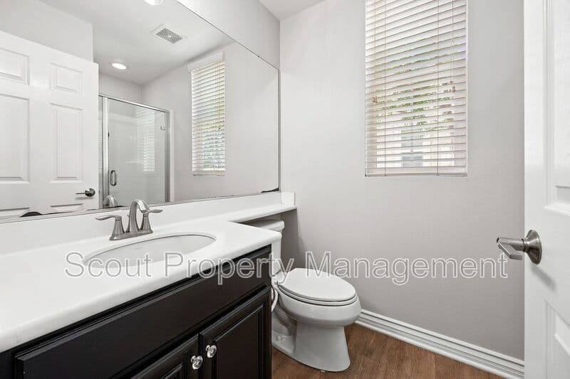 Temecula House: 27467 Lock Haven Court