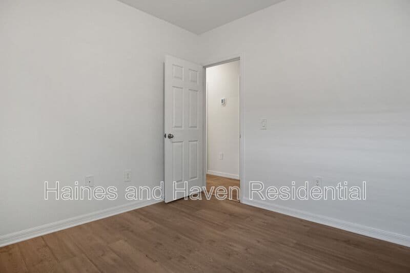 Haines City House: 1378 Current Pl