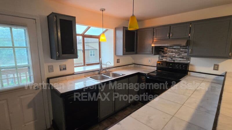 Colorado Springs Townhome: 6818 Ravencrest Dr