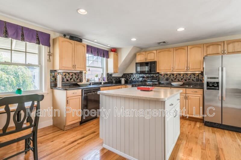 Medford Condo: 34 Vine Street - 1