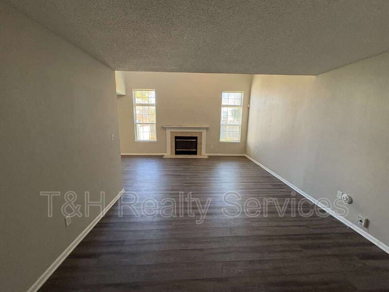 Indianapolis House: 3843 Burning Bush Drive