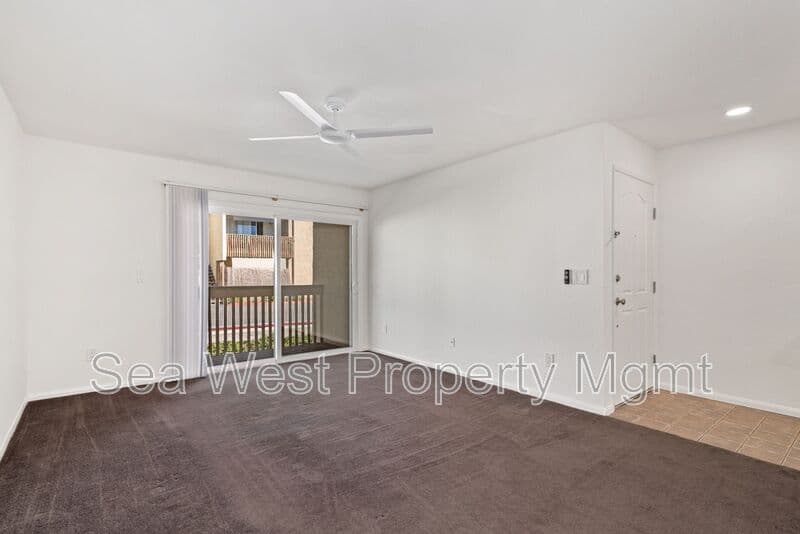 Oceanside Condo: 432 Edgehill Lane