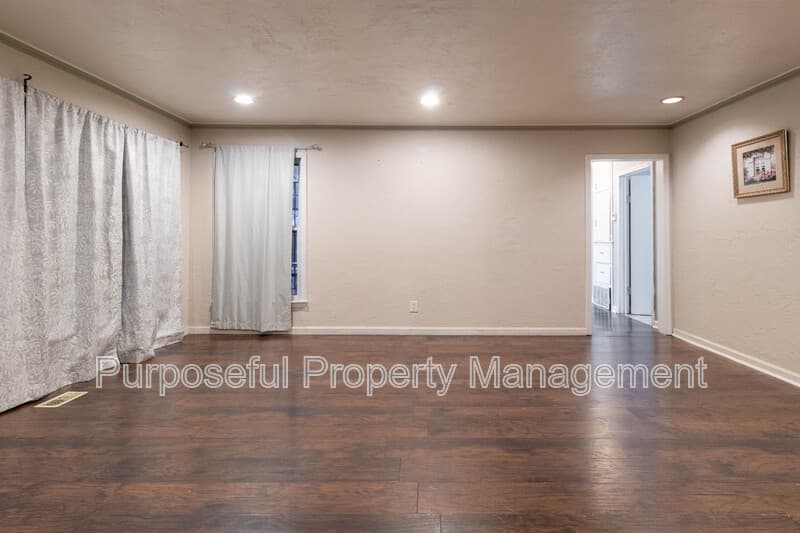 Oklahoma City House: 3500 Northwest 14th Street
