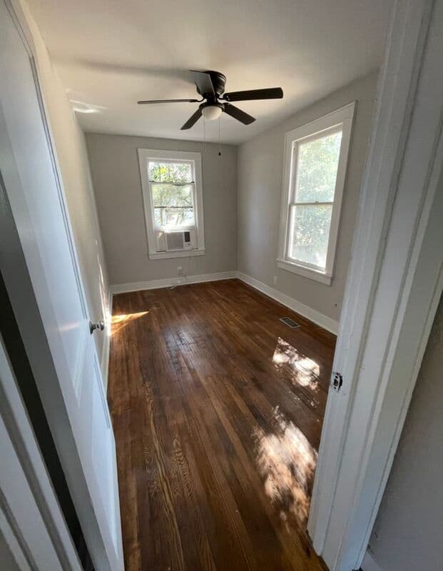 North Charleston House: 2918 Lexington