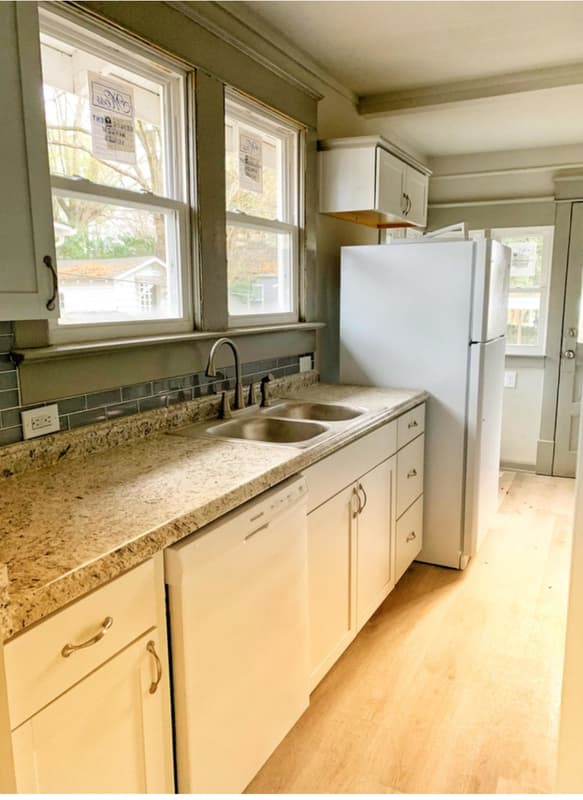 Raleigh House: 410 Chamberlain Street