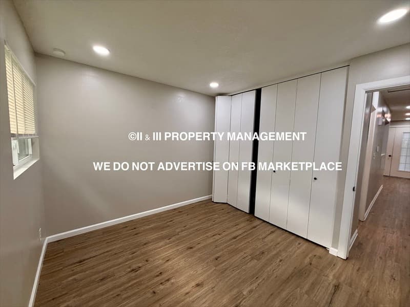 Overland Park House: 8327 Grandview Lane