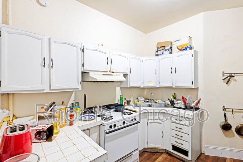 Chicago Condo: 6115 S Drexel Ave