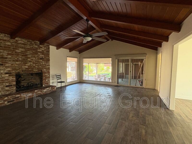 Dinuba House: 341 North Garden Dr