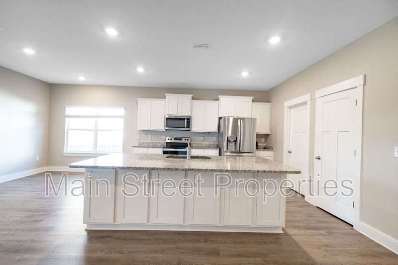 Pensacola House: 10836 Blacktail Loop