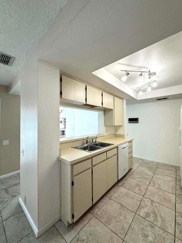 Hudson House: 13636 Dunwoody Court