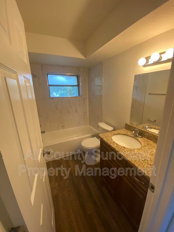 Pinellas Park Condo: 7450 35th St N #203
