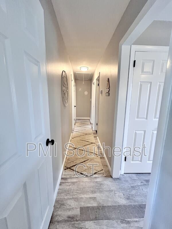 Groton House: 223 Seneca Drive