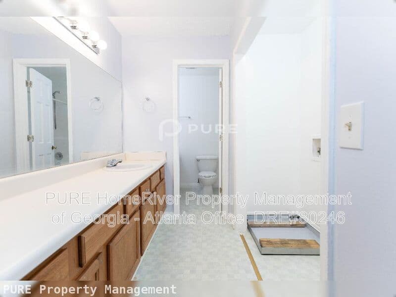 Marietta Condo: 296 Kimberly Way SW