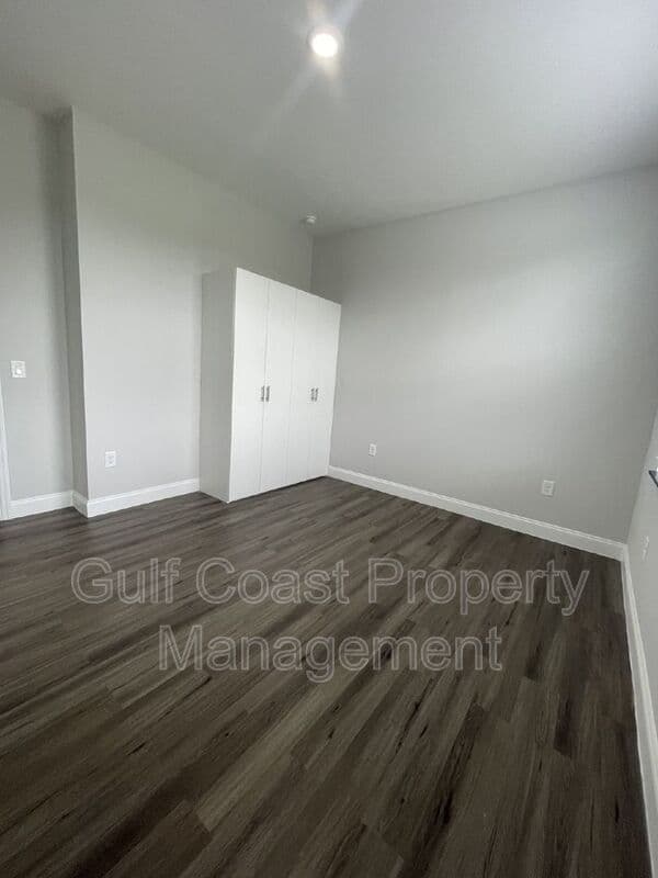 Lehigh Acres House: 662 Windermere Drive
