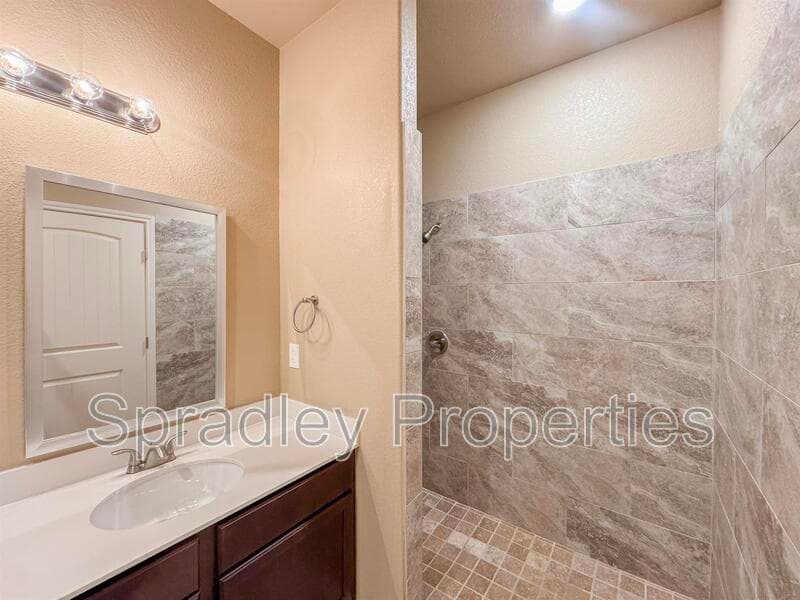 Belton Condo: 1273B Jasmine Dr