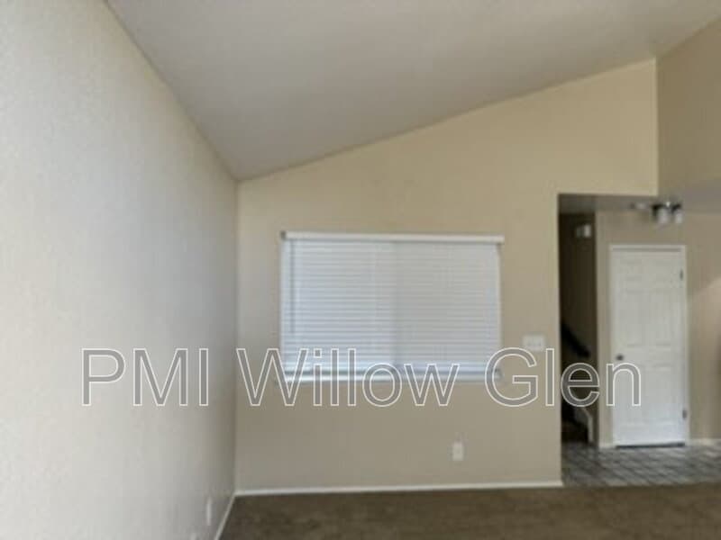 San Jose Townhome: 7379 Tulare Hill Drive