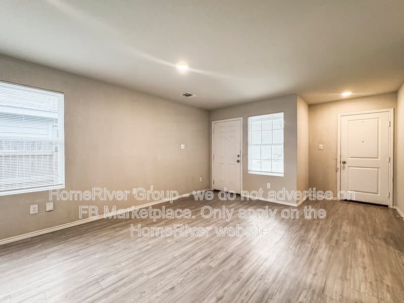 San Antonio House: 9718 Littleton Grist