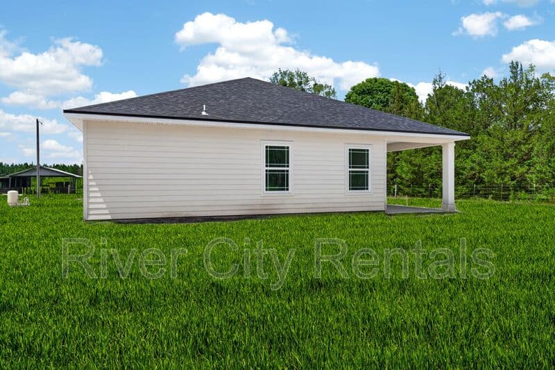 Sanderson House: 9281 Dolphin St