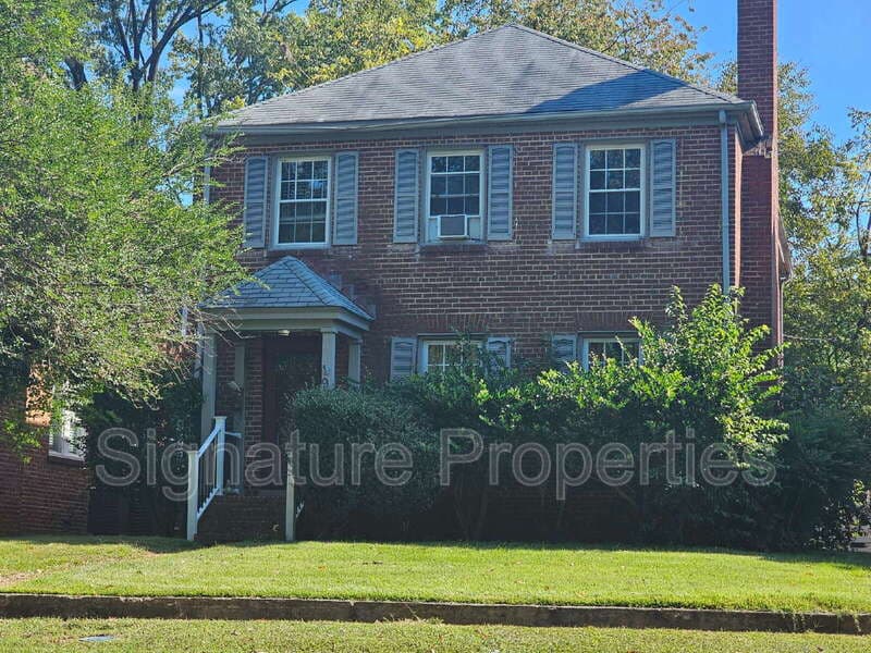 Richmond Condo: 903 Lake Rd