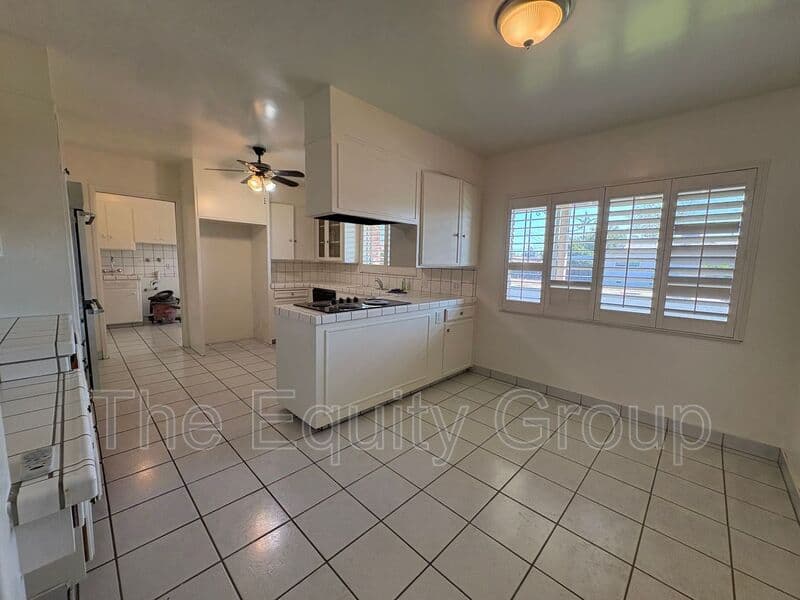 Dinuba House: 341 North Garden Dr